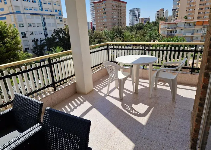 Luminoso Apartamento Reformado Con Gran Terraza A 2 Mins A Pie De La Playa De San Juan